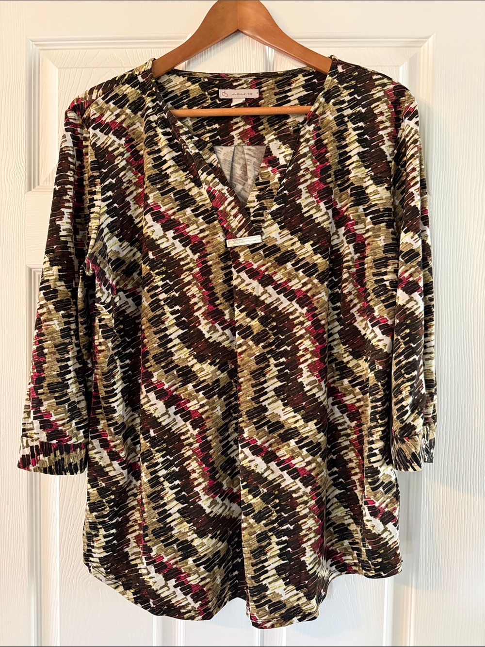 dressbarn Multi-Color Printed V-Neck Tunic Top